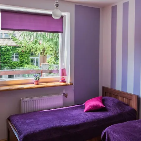 Goscinne Oliwia & Laura Ii