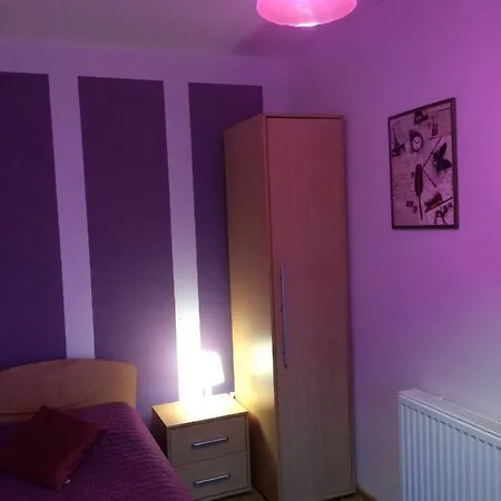 Goscinne Oliwia & Laura Ii