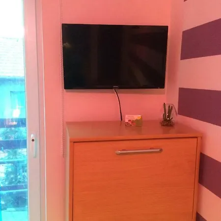 Goscinne Oliwia & Laura Ii *