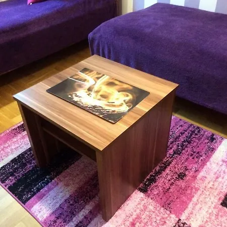 Goscinne Oliwia & Laura Ii *